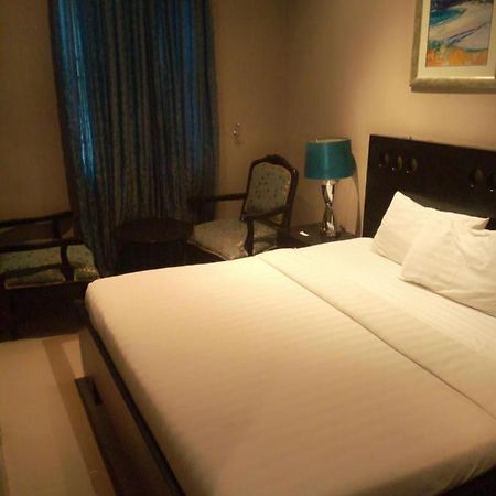 วิลลา แองเจเลีย โฮเต็ล Hotel Ikoyi ภายนอก รูปภาพ