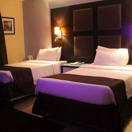 วิลลา แองเจเลีย โฮเต็ล Hotel Ikoyi ภายนอก รูปภาพ