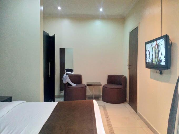 วิลลา แองเจเลีย โฮเต็ล Hotel Ikoyi ภายนอก รูปภาพ