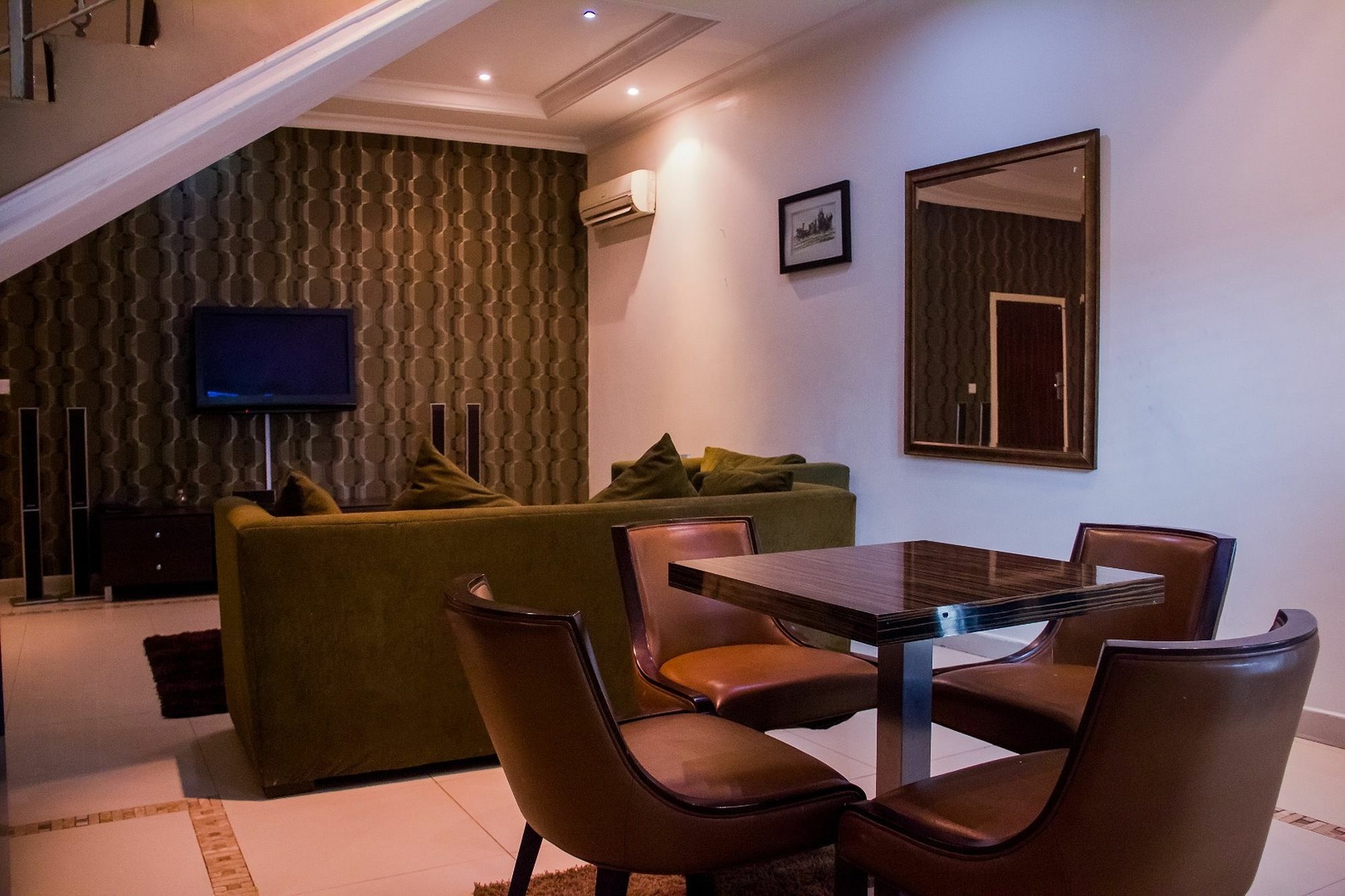 วิลลา แองเจเลีย โฮเต็ล Hotel Ikoyi ภายนอก รูปภาพ