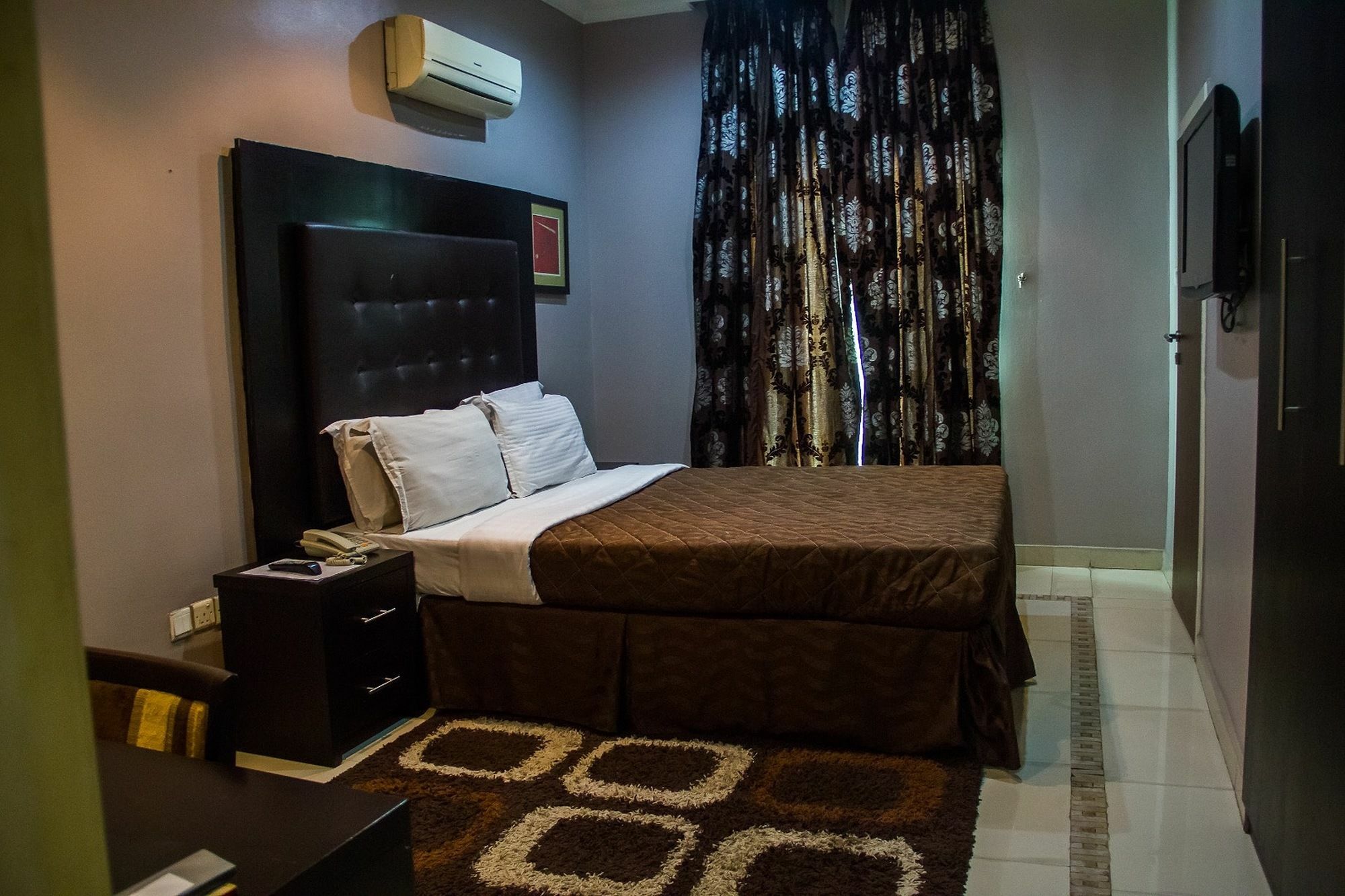 วิลลา แองเจเลีย โฮเต็ล Hotel Ikoyi ภายนอก รูปภาพ